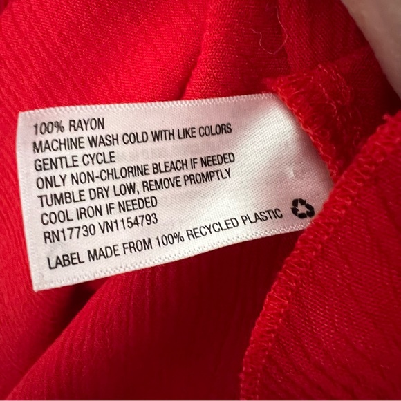 Flowy spaghetti strap tank with “wrap” back (see pics) size XL - Picture 5 of 5